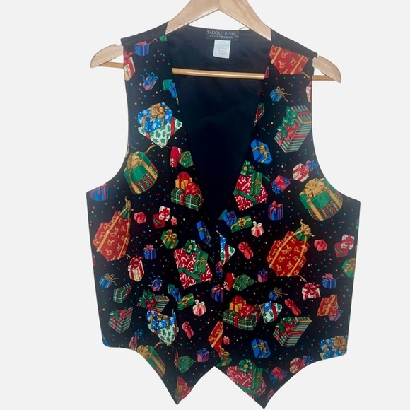 Vintage Saddle River Christmas Vest with Christmas Presents Size Medium - Picture 1 of 7